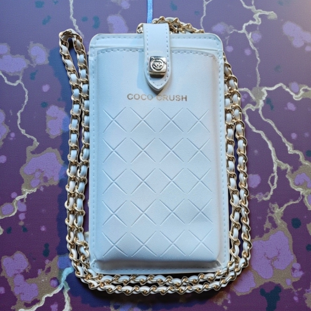 Coco Crush White Quilted Phone Holder Crossbody Card Holder NEW GWP - Picture 3 of 9